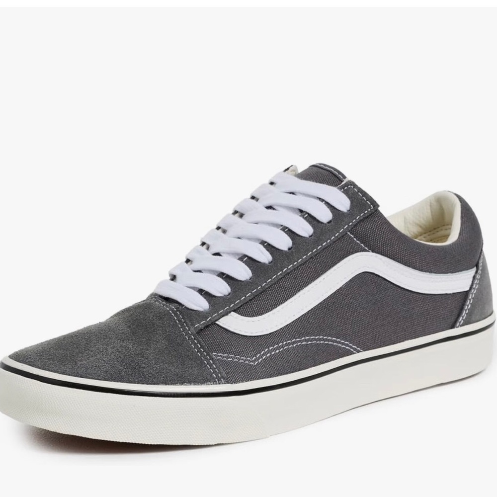 Vans Old Skool Classic Men's Gray Skate Sneaker with White Side Stripe